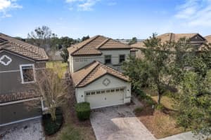 1494 Moon Valley Dr, DAVENPORT