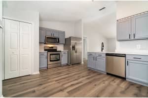 2840 STATEN DRIVE, DELTONA, FL 32738 Sold 04/08/25