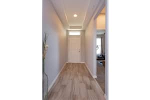 13531 LAKE YALE VIEW LOOP, GRAND ISLAND, FL 32735 Sold 03/04/25