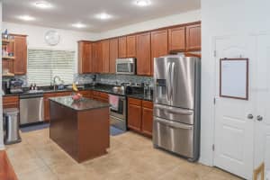 5521 RUTHERFORD PLACE, OVIEDO, FL 32765 Sold 03/31/25