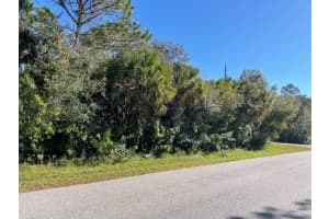 18070 YORK AVENUE, PORT CHARLOTTE, FL 33948 Sold 06/02/25