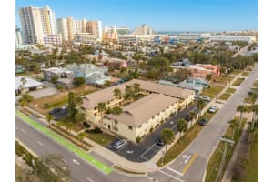 400 OAKRIDGE BOULEVARD, DAYTONA BEACH, FL 32118 Sold 07/09/25