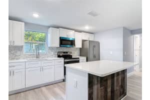 1125 HUBBARD AVENUE, DELAND, FL 32724 Sold 04/30/25