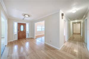 2123 ALAMEDA STREET, ORLANDO, FL 32804 Sold 04/29/25