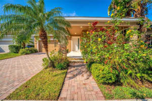 7736 BROFIELD AVENUE, WINDERMERE, FL 34786 Sold 03/20/25