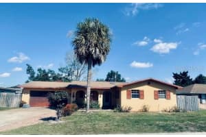 210 Dartmouth St, DELTONA