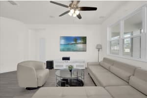 2993 IRISH PEACH DRIVE, WINTER GARDEN, FL 34787 Sold 05/23/25