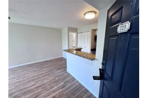 5128 CONROY ROAD, ORLANDO, FL 32811 - MLS#MFRO6279614