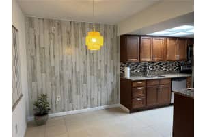 5201 VINELAND ROAD, ORLANDO, FL 32811 - MLS#MFRO6279672