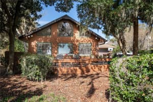 2929 LAKESHORE DRIVE, MOUNT DORA, FL 32757 - MLS#MFRO6279745