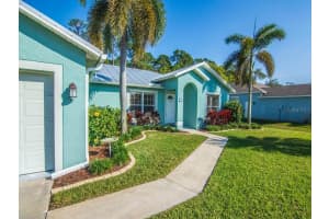 713 46TH SQUARE, VERO BEACH, FL 32968 Sold 03/31/25