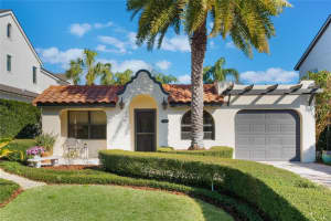 1585 CHESTNUT AVENUE, WINTER PARK, FL 32789 Sold 06/10/25
