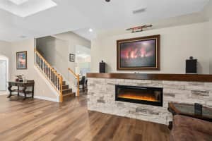 932 CLASSIC VIEW DRIVE, AUBURNDALE, FL 33823 - MLS#MFRO6280172