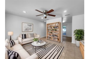 913 27TH STREET, BRADENTON, FL 34208 Sold 07/24/25