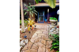 MLS# MFRO6280499, Oviedo, Florida 32765