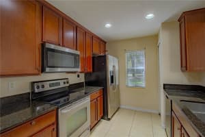 10917 BRICKSIDE COURT, RIVERVIEW, FL 33579 - MLS#MFRO6280608