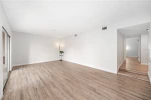 200 MAITLAND AVENUE, ALTAMONTE SPRINGS, FL 32701 Sold 08/04/25