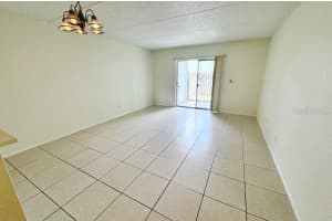 2856 SOMERSET PARK DRIVE, TAMPA, FL 33613 - MLS#MFRO6280636