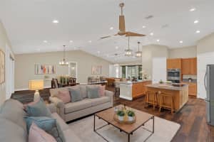 255 BUTTERFLY FOREST ROAD, GENEVA, FL 32732 - MLS#MFRO6280644