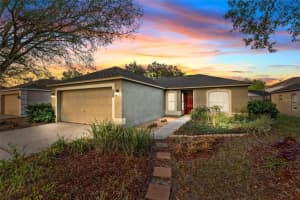 4135 IVEYGLEN AVENUE, ORLANDO, FL 32826 Sold 03/21/25
