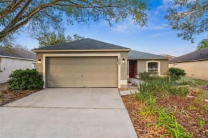 4135 IVEYGLEN AVENUE, ORLANDO, FL 32826 Sold 03/21/25