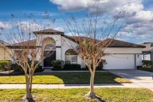 418 LAURENBURG LANE, OCOEE, FL 34761 Sold 06/09/25
