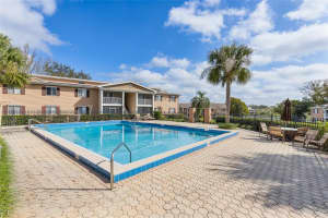 165 PEARL LAKE CAUSEWAY, ALTAMONTE SPRINGS, FL 32714 Sold 05/19/25
