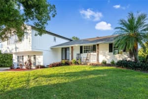 2807 HOFFNER AVENUE, BELLE ISLE, FL 32812 Sold 05/01/25