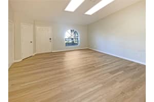 1038 ROLLING OAKS AVENUE, TARPON SPRINGS, FL 34689 Sold 04/21/25