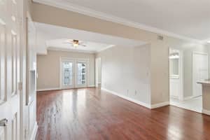 202 SOUTH ST STREET, ORLANDO, FL 32801 Sold 04/03/25