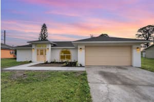 1001 Glencove Ave Nw, PALM BAY