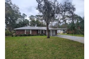 2215 Hontoon Rd., DELAND