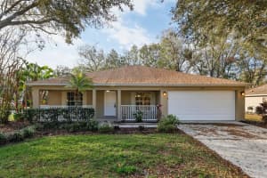 820 CYPRESS OAK CIRCLE, DELAND, FL 32720 Sold 05/27/25