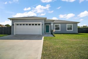 514 ROYAL PALM DR, KISSIMMEE, FL 34743 Sold 03/21/25
