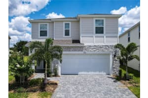 3401 Lilac Way, DAVENPORT