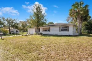 33 SUNSET DRIVE, DEBARY, FL 32713 Sold 08/29/25