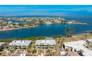 6200 FLOTILLA DRIVE, HOLMES BEACH, FL 34217 Sold 05/15/25