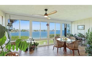 6200 FLOTILLA DRIVE, HOLMES BEACH, FL 34217 Sold 05/15/25