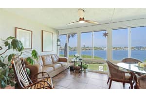 6200 FLOTILLA DRIVE, HOLMES BEACH, FL 34217 Sold 05/15/25