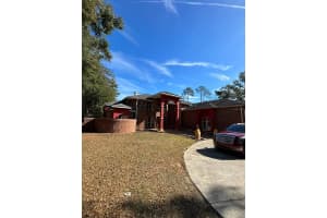 19715 EAGLESVIEW CIRCLE, UMATILLA, FL 32784 Sold 08/28/25