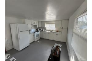 825 CR 481, LAKE PANASOFFKEE, FL 33538 - MLS#MFRO6281687