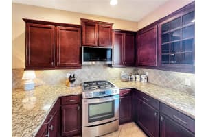 172 BALMY COAST ROAD, GROVELAND, FL 34736 Sold 07/18/25