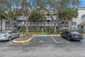 13929 FAIRWAY ISLAND DRIVE, ORLANDO, FL 32837 Sold 04/18/25