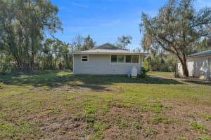 3725 SWINDELL ROAD, LAKELAND, FL 33810 Sold 04/14/25