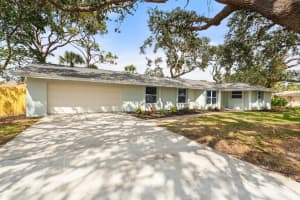 530 Foxglove Rd, VENICE