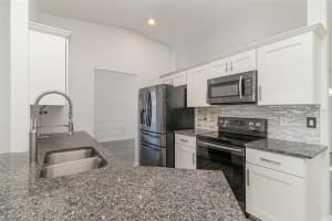 971 LEXINGTON STREET, PALM BAY, FL 32907 Sold 04/03/25