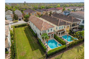 1064 CASTLE PINES COURT, REUNION, FL 34747 Sold 04/14/25