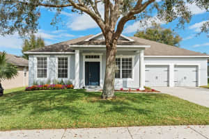 581 MARY PAULA DRIVE, APOPKA, FL 32712 Sold 04/08/25