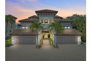1311 Chesapeake Ave #4a, NAPLES