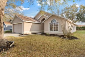 113 GLASGOW COURT, DAVENPORT, FL 33897 Sold 08/12/25